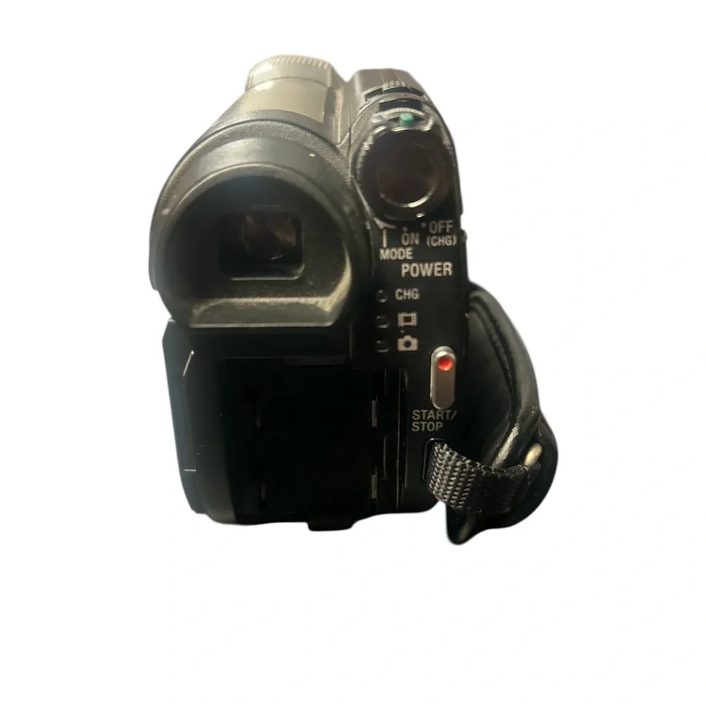 Sony Handycam DCR-DVD650 Hybrid Camcorder - 60x Optical Zoom - FOR PARTS